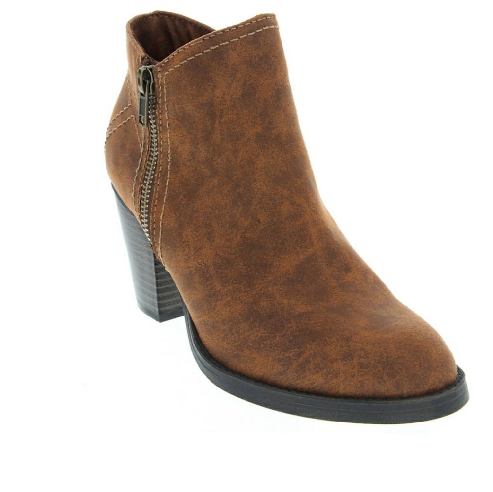 NIB Ankle Boots - Cognac